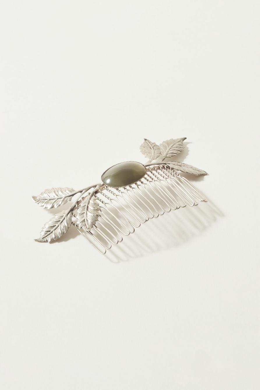 silver stone hair comb